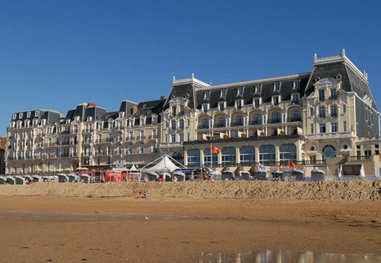 Port-Guillaume, Residence De Vacances Avec Mer & Piscine ディーブ・シュール・メール エクステリア 写真